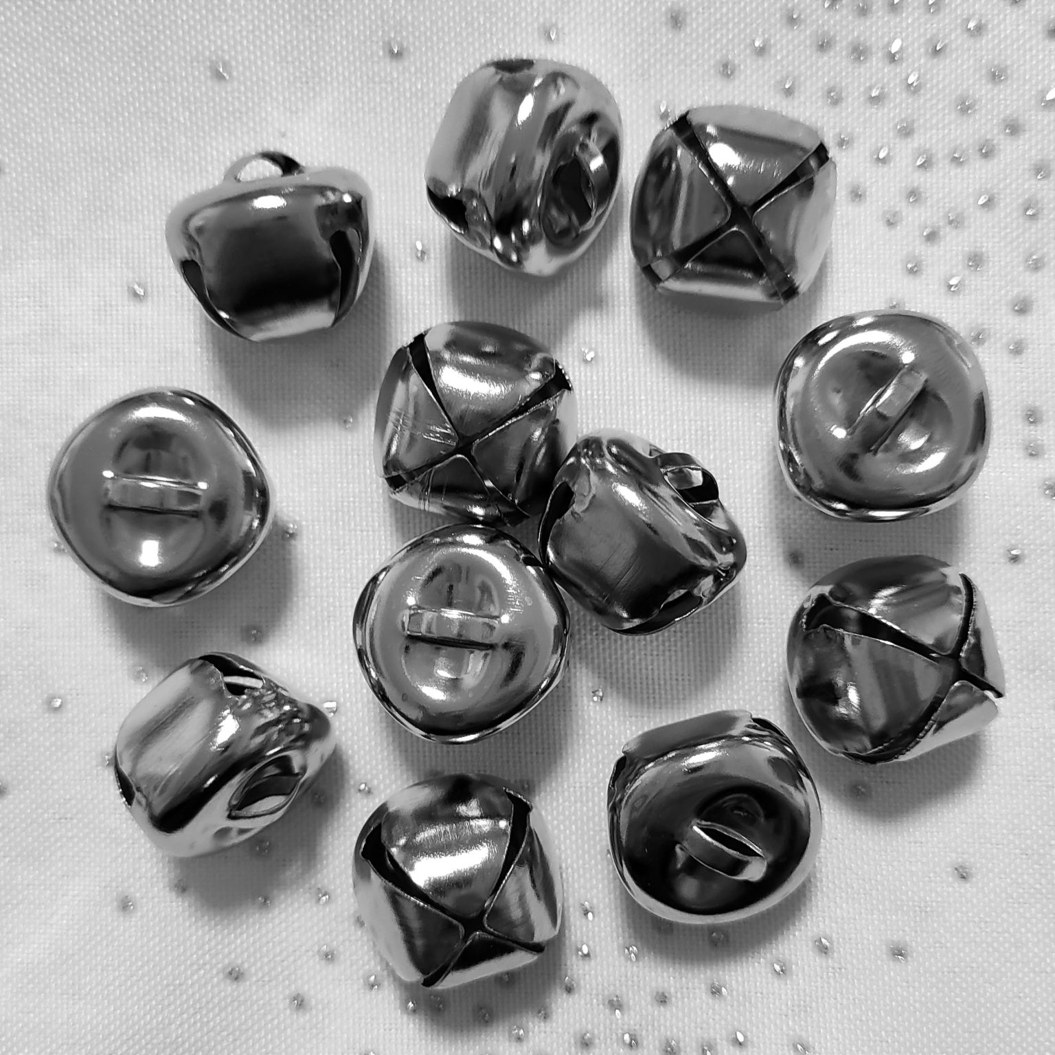 Rolni ky Strieborn 20 Mm 12 Ks rolni-ky-strieborn-20-mm-12-ks